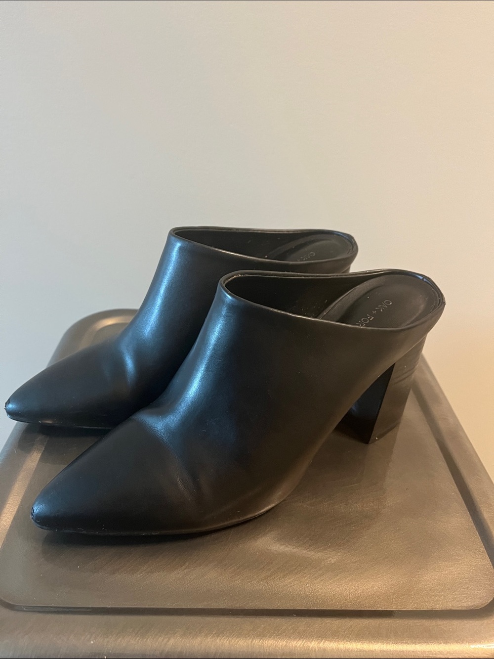 Black Pointed-Toe Mule Heels - Women's